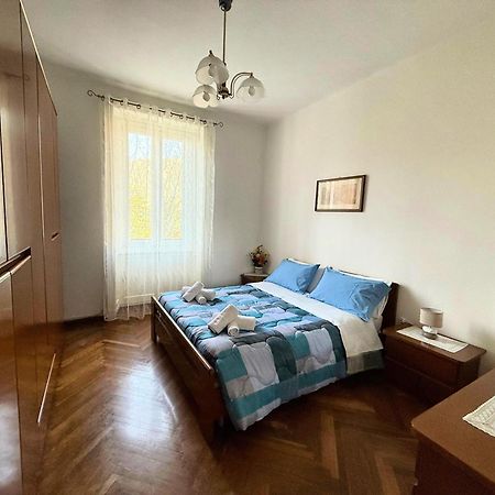 Appartamento Alle Rampe Como Bagian luar foto